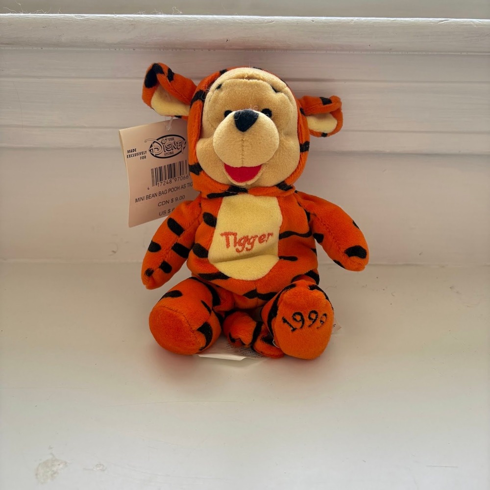 Disney Store Winnie the Pooh as Tigger Mini Bean Bag Plush 8 inch 1999 Vintage